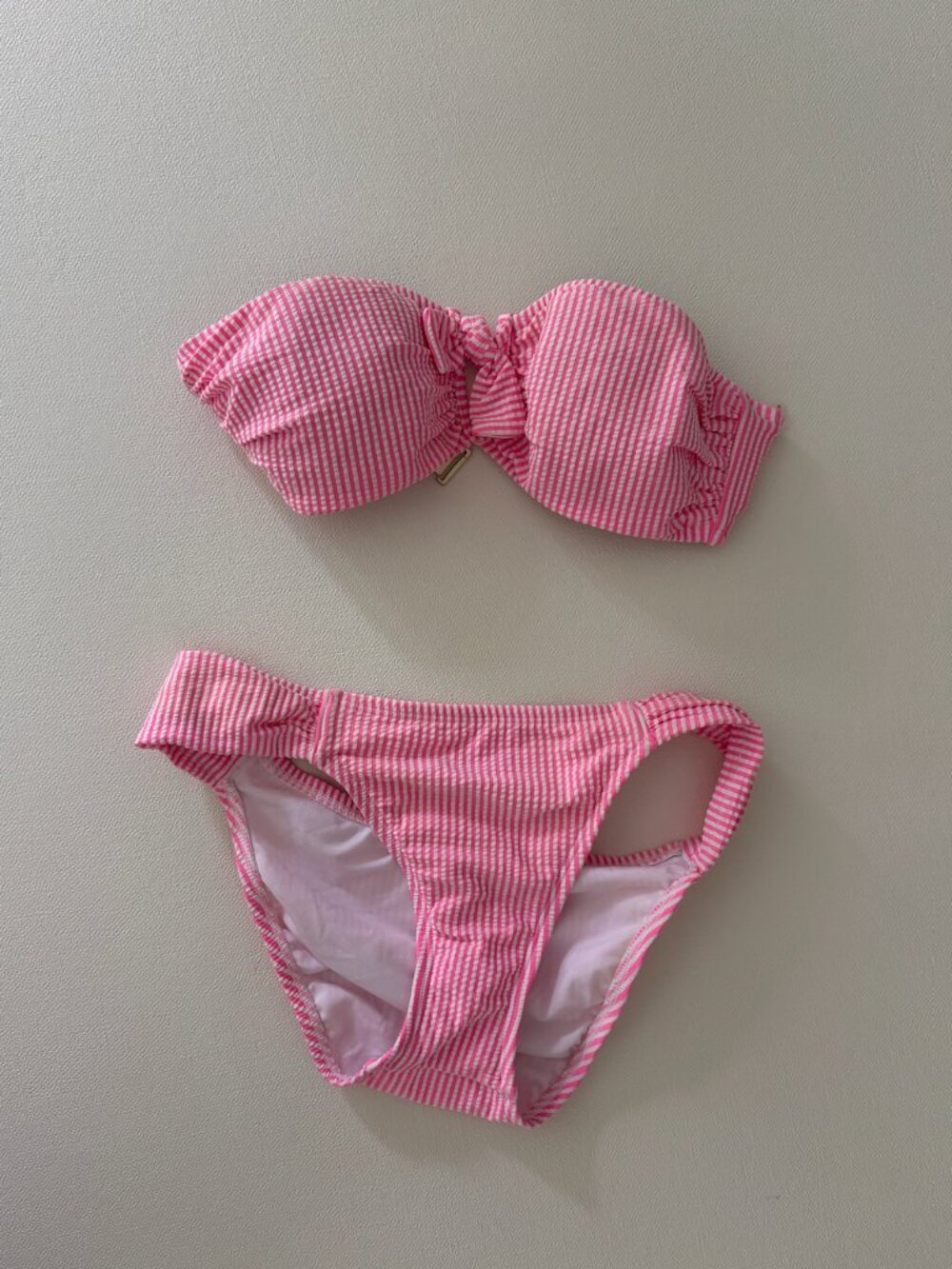 Adorable Lilly Pulitzer pink & white seersucker two-piece bikini set 💕👙